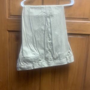 Women’s Lands’ End chinos 22W